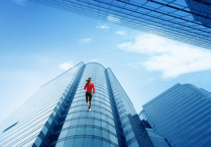 芯片產(chǎn)能過剩還是緊缺，上游硅片廠商怎么看？